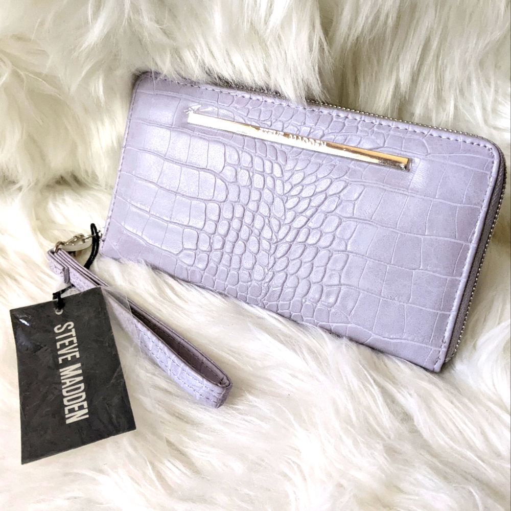 Steve Madden clutch wristlet wallet